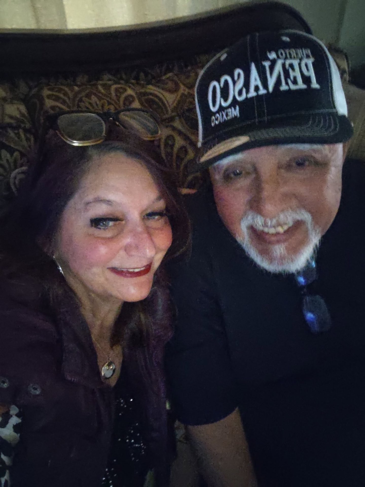 Laurie and Raul relaxing after a show
